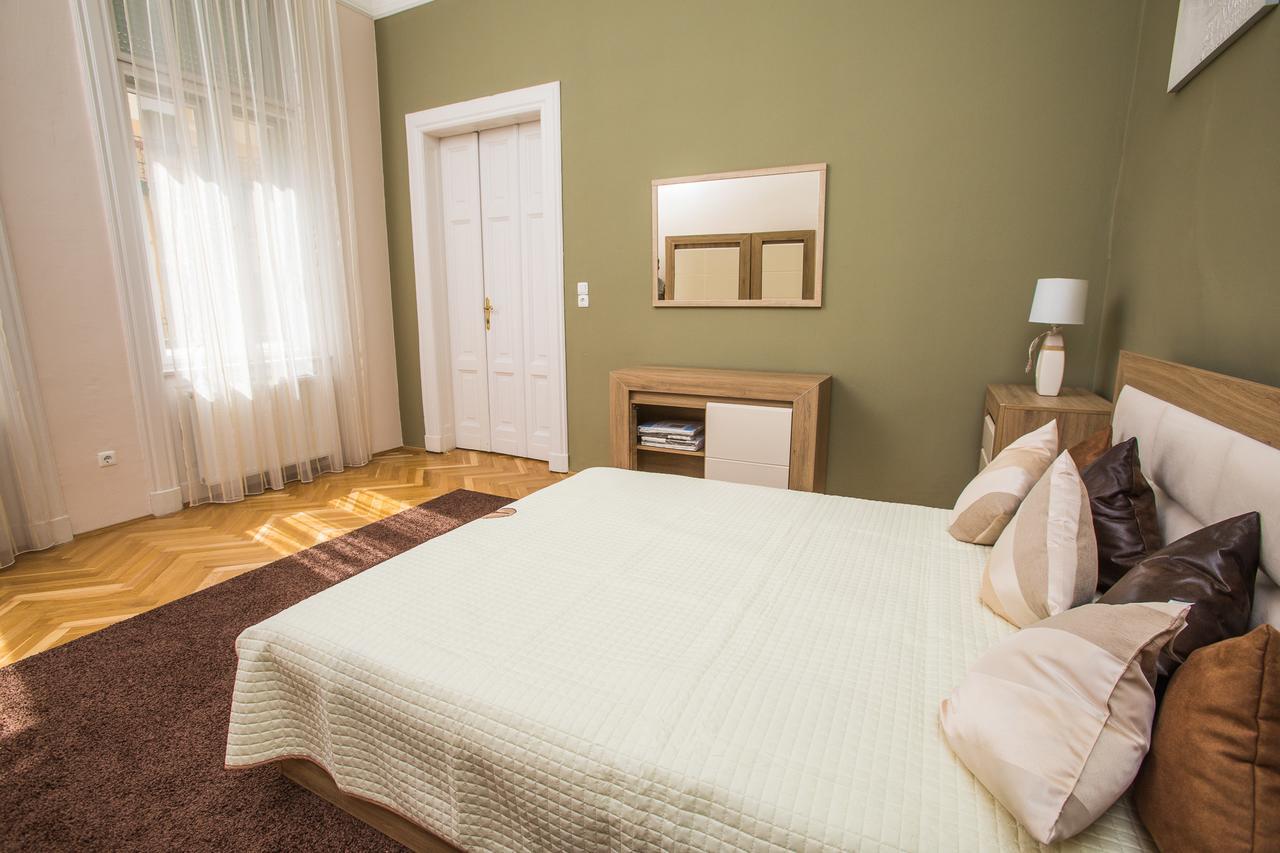 Novak Apartman Szeged Bagian luar foto